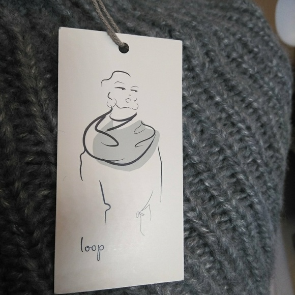 Infinity Loop Scarf. - Picture 4 of 4